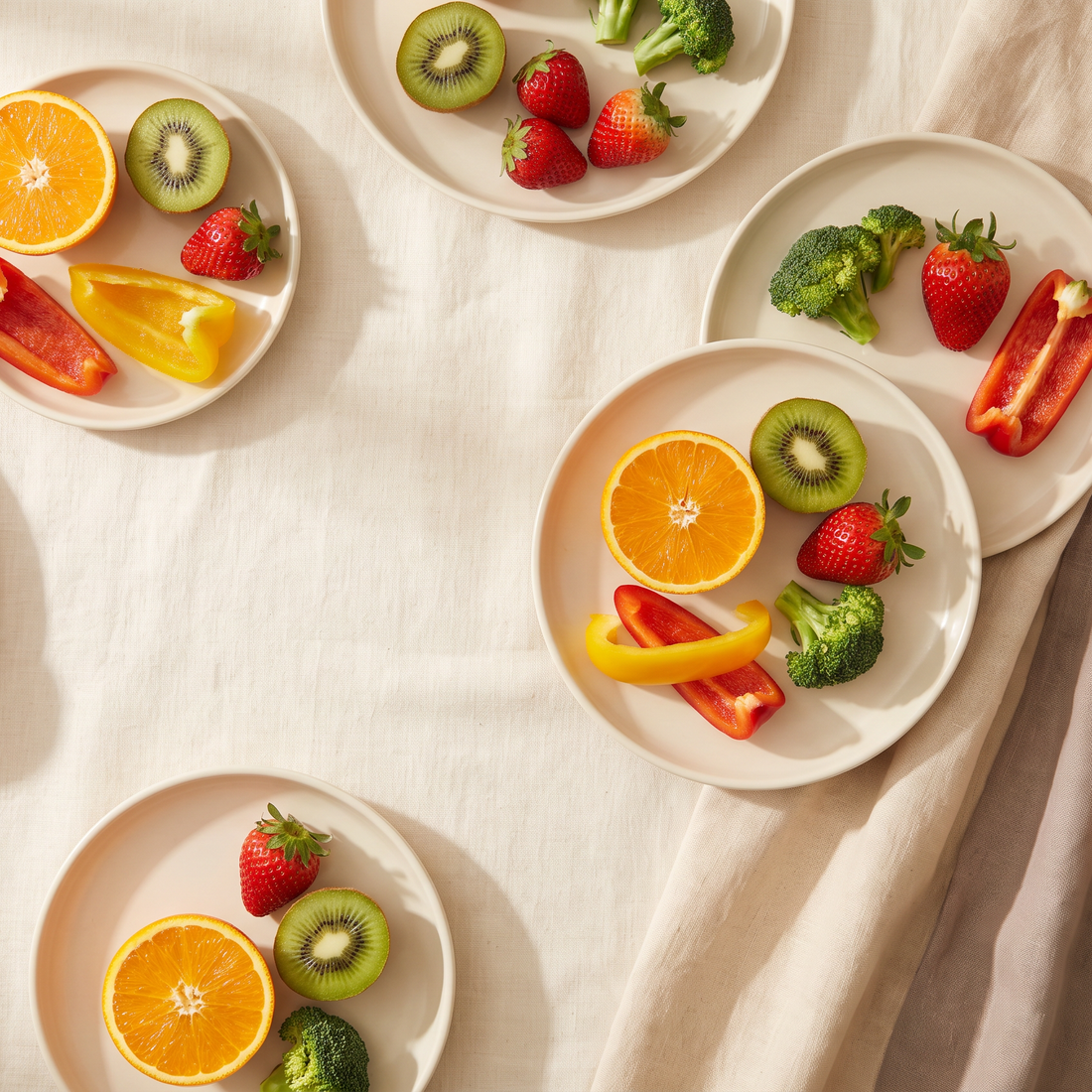 Vitamine C-rijke voeding: sinaasappel, kiwi, aardbeien, paprika en broccoli